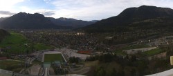 Archiv Foto Webcam Olympiaschanze in Garmisch-Partenkirchen 17:00