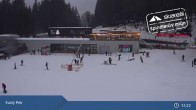 Archiv Foto Webcam Spindlermühle - Piste Turistická und Sessellift Svaty Petr 14:00