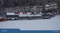 Archiv Foto Webcam Spindlermühle - Piste Turistická und Sessellift Svaty Petr 17:00