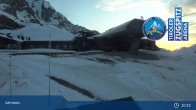 Archiv Foto Webcam Grubig II Gondel im Skigebiet Lermoos Grubigstein 20:00