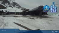 Archived image Webcam Lermoos Grubigstein Ski Resort: Grubig II Gondola 12:00