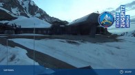 Archiv Foto Webcam Grubig II Gondel im Skigebiet Lermoos Grubigstein 20:00