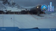 Archived image Webcam Lermoos Grubigstein Ski Resort: Grubig II Gondola 07:00