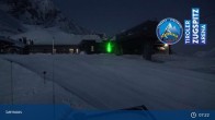 Archived image Webcam Lermoos Grubigstein Ski Resort: Grubig II Gondola 06:00