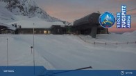 Archiv Foto Webcam Lermoos: Grubig II Gondel im Skigebiet 07:00