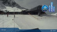 Archived image Webcam Lermoos Grubigstein Ski Resort: Grubig II Gondola 10:00