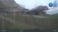 Archived image Webcam Lermoos Grubigstein Ski Resort: Grubig II Gondola 04:00