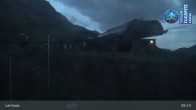 Archiv Foto Webcam Lermoos: Grubig II Gondel im Skigebiet 04:00