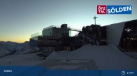 Archived image Webcam Gaislachkogel in Sölden 18:00