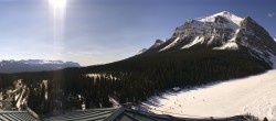 Archived image Webcam Lake Louise: The Fairmont Chateau 08:00