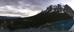 Archived image Webcam Lake Louise: The Fairmont Chateau 06:00