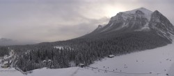 Archived image Webcam Lake Louise: The Fairmont Chateau 11:00