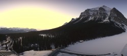 Archiv Foto Webcam Lake Louise: The Fairmont Chateau 07:00