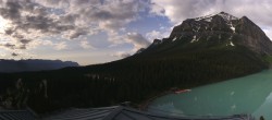 Archiv Foto Webcam Lake Louise: The Fairmont Chateau 06:00