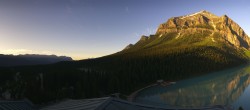 Archived image Webcam Lake Louise: The Fairmont Chateau 23:00