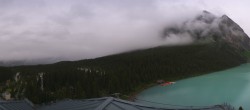 Archived image Webcam Lake Louise: The Fairmont Chateau 08:00