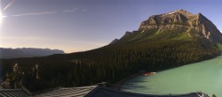 Archiv Foto Webcam Lake Louise: The Fairmont Chateau 06:00