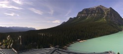 Archiv Foto Webcam Lake Louise: The Fairmont Chateau 08:00