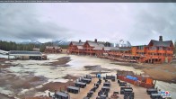 Archived image Webcam Lake Louise - Kokanee Kabin 08:00