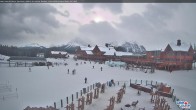 Archived image Webcam Lake Louise - Kokanee Kabin 13:00