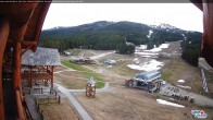 Archived image Webcam Base Area Lake Louise 04:00