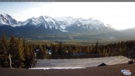 Archived image Webcam Lake Louise - Whitehorn Lodge 18:00