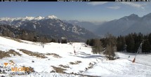 Archiv Foto Webcam Lienz: Blick auf die Meckisalm bei Zettersfeld 13:00