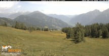 Archiv Foto Webcam Lienz: Blick auf die Meckisalm bei Zettersfeld 13:00