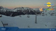 Archiv Foto Webcam Bergstation Sessellift Riedkopf (Klösterle) 16:00