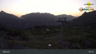Archiv Foto Webcam Bergstation Sessellift Riedkopf (Klösterle) 04:00