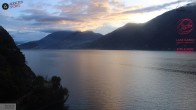 Archived image Webcam Limone Sul Garda 01:00