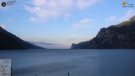 Archived image Webcam Lago di Garda - Torbole 05:00