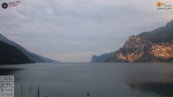 Archiv Foto Webcam Torbole 05:00