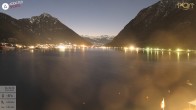 Archiv Foto Webcam Pertisau: Blick vom Hotel Post auf den Achensee 05:00