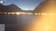 Archiv Foto Webcam Pertisau: Blick vom Hotel Post auf den Achensee 05:00