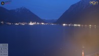 Archiv Foto Webcam Pertisau: Blick vom Hotel Post auf den Achensee 17:00