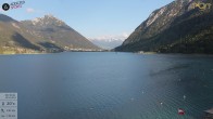 Archiv Foto Webcam Pertisau: Blick vom Hotel Post auf den Achensee 17:00