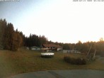 Archiv Foto Webcam Hohenbogen: Blick zur Talstation 03:00