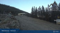 Archived image Webcam Panoramabahn Mönchkirchen - Top Station 07:00