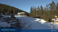 Archived image Webcam Panoramabahn Mönchkirchen - Top Station 08:00