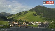 Archiv Foto Webcam Hinterglemm: Ort und Talstation Seilbahn 06:00