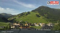 Archiv Foto Webcam Hinterglemm: Ort und Talstation Seilbahn 06:00