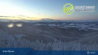 Archiv Foto Webcam Dolní Morava: Sneznik Bergstation und Hängebrücke 06:00