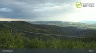 Archiv Foto Webcam Dolní Morava: Sneznik Bergstation und Hängebrücke 18:00