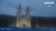 Archived image Webcam Brixen - Cathedral Square 00:00