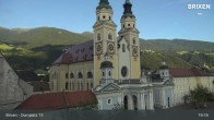 Archived image Webcam Brixen - Cathedral Square 18:00