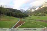 Archived image Webcam Family Resort Rainer - Sexten 06:00