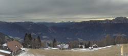 Archiv Foto Webcam Emberger Alm: Almgasthof Fichtenheim 11:00