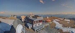 Archiv Foto Webcam Panoramablick Gerlitzen 17:00