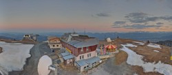 Archiv Foto Webcam Panoramablick Gerlitzen 19:00